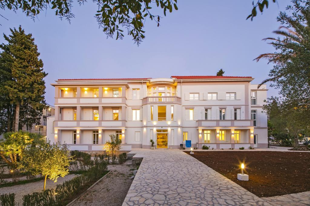 Port 9 Island Family Resort Κόρτσουλα Εξωτερικό φωτογραφία